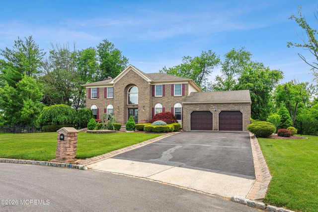 23 Dunn Drive, Marlboro, NJ 07746