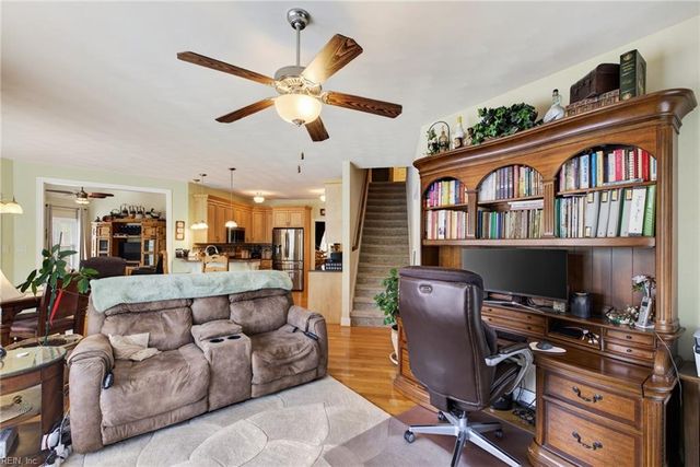 1864 Mayberry DR, Virginia Beach, VA 23456