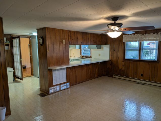 45 Meadow View AVE, Rocky Mount, VA 24151