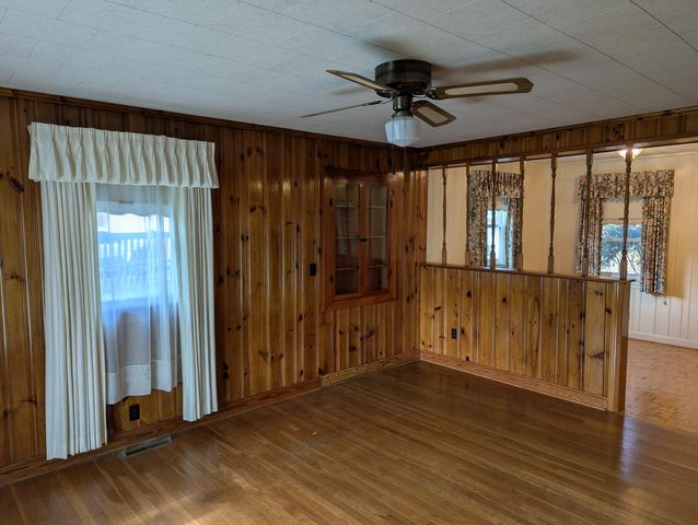 45 Meadow View AVE, Rocky Mount, VA 24151