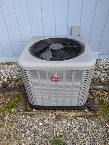 45 Meadow View AVE, Rocky Mount, VA 24151