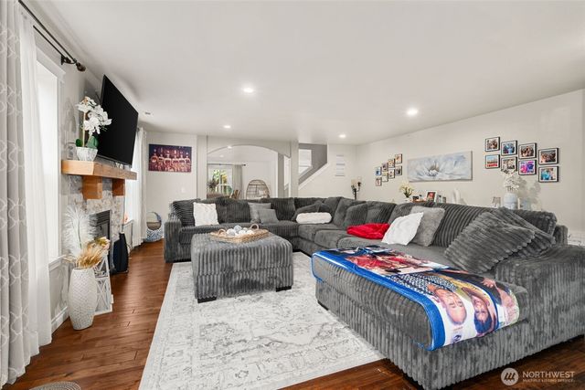 32409 48th Avenue S, Roy, WA 98580