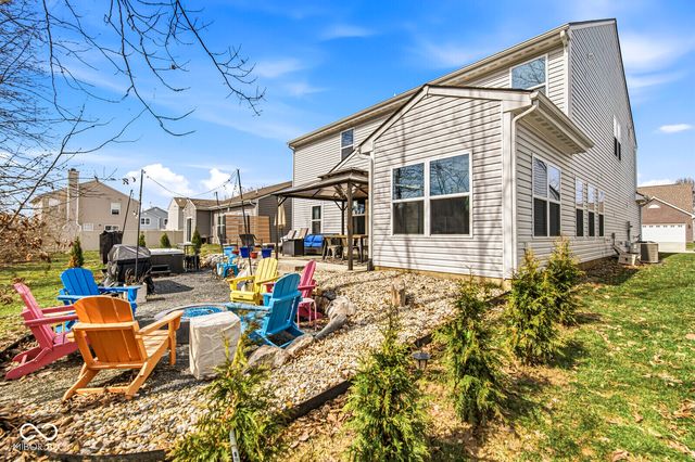 1225 S Aberdeen Drive, Franklin, IN 46131