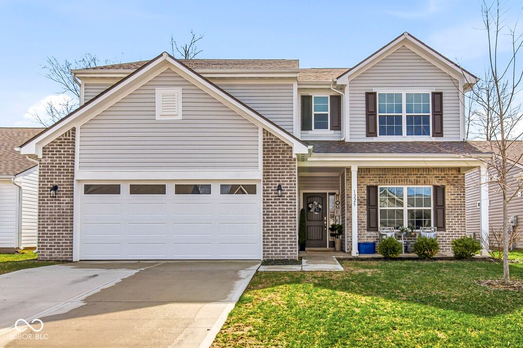 1225 S Aberdeen Drive, Franklin, IN 46131