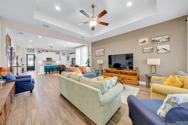 1057 Cadogan Squire, San Antonio, TX 78260