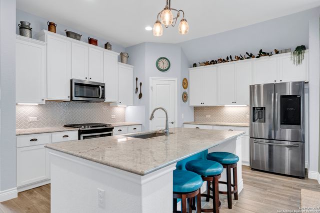 1057 Cadogan Squire, San Antonio, TX 78260