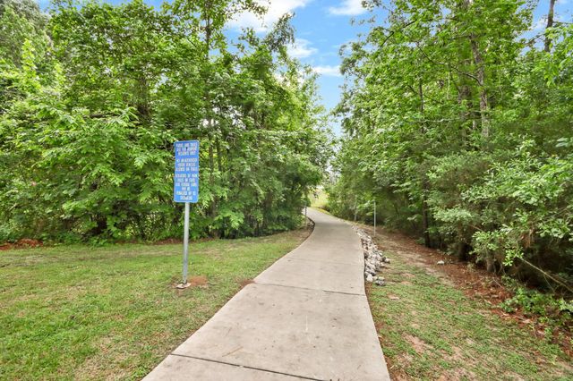 702 S Galley Drive, Crosby, TX 77532