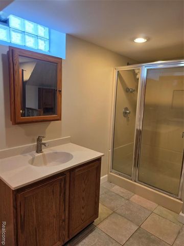 18881 Merriman Road, Livonia, MI 48152