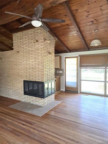 18881 Merriman Road, Livonia, MI 48152