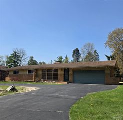 18881 Merriman Road, Livonia, MI 48152