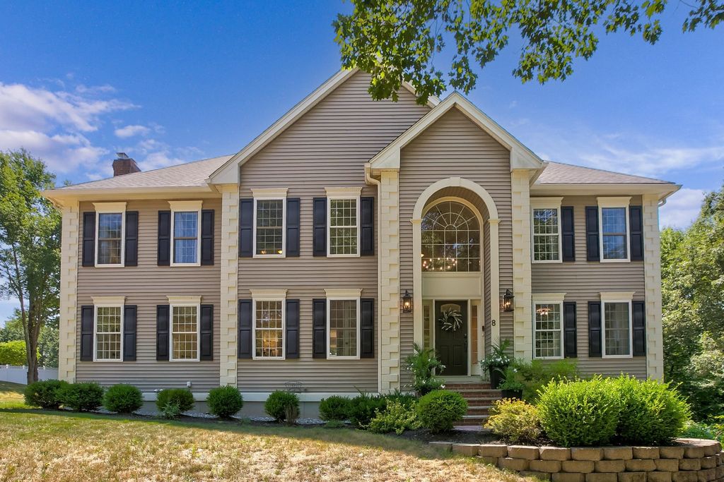 8 Settlers Ridge, Windham, NH 03087