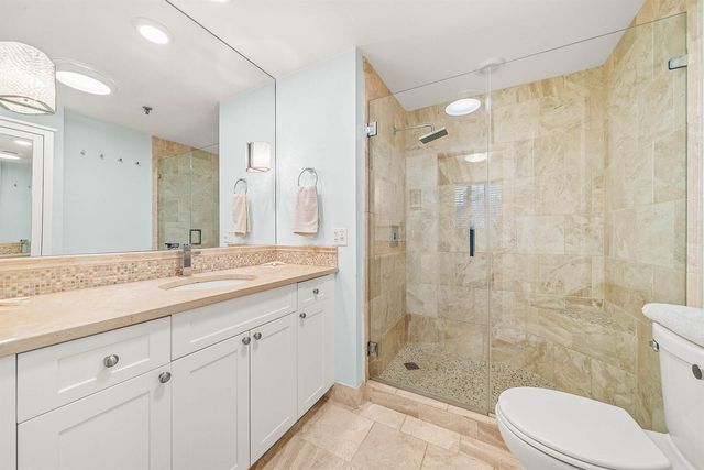 11370 Twelve Oaks Way 418, North Palm Beach, FL 33408