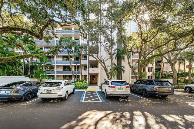 11370 Twelve Oaks Way 418, North Palm Beach, FL 33408