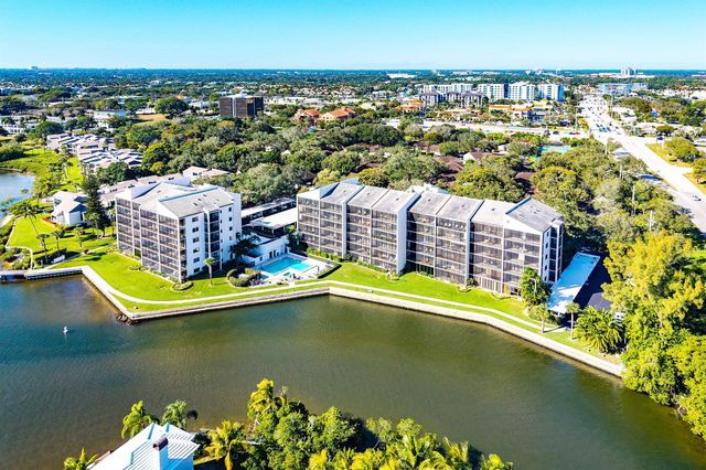 11370 Twelve Oaks Way 418, North Palm Beach, FL 33408