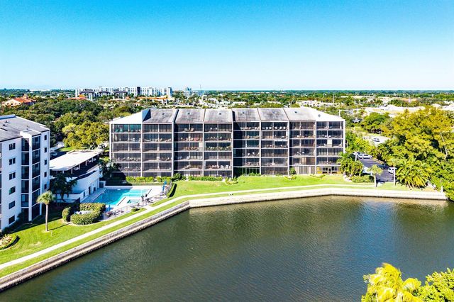11370 Twelve Oaks Way 418, North Palm Beach, FL 33408