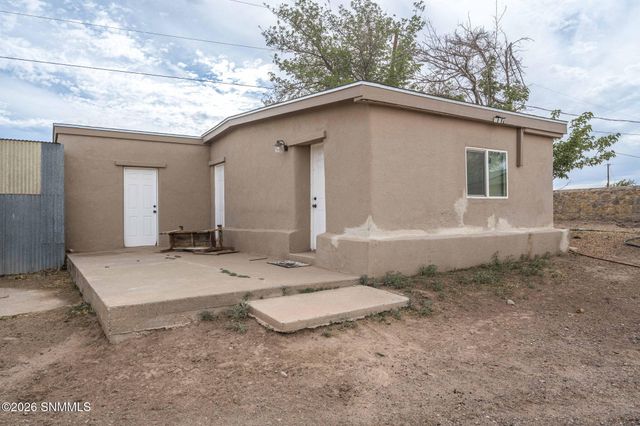 114 N Aries Avenue, Las Cruces, NM 88005