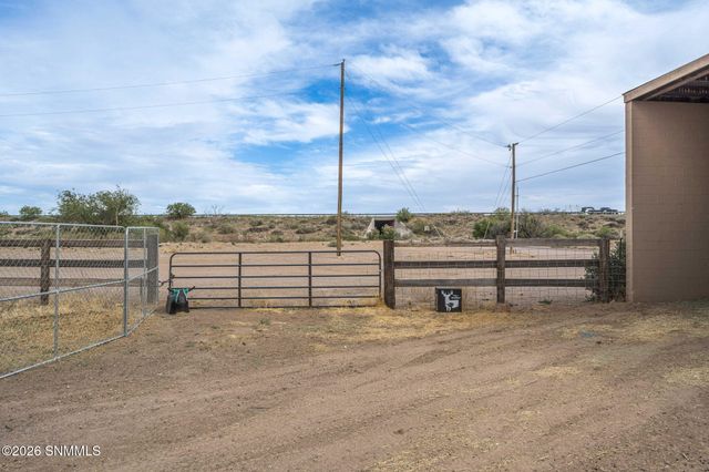 114 N Aries Avenue, Las Cruces, NM 88005