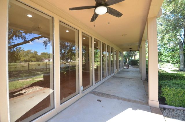 1518 Plantation Drive, Richmond, TX 77406