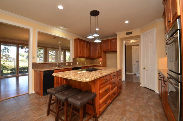 1518 Plantation Drive, Richmond, TX 77406