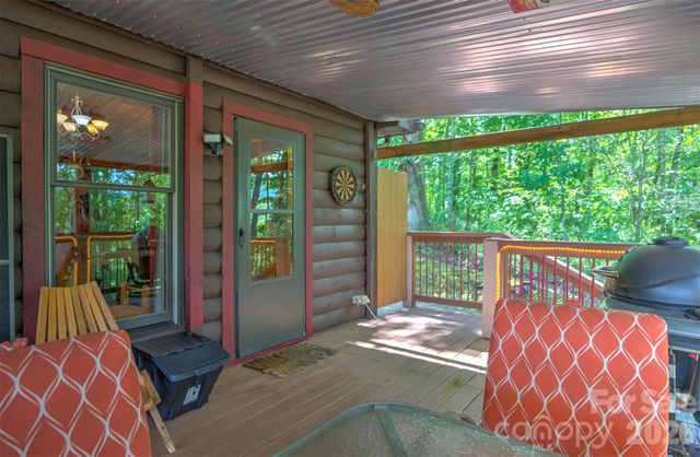 612 Whispering Winds Road, Waynesville, NC 28785
