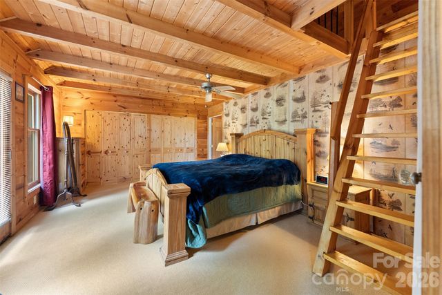 612 Whispering Winds Road, Waynesville, NC 28785