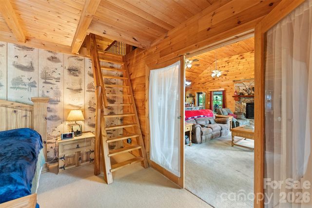 612 Whispering Winds Road, Waynesville, NC 28785