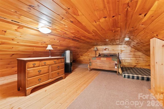 612 Whispering Winds Road, Waynesville, NC 28785