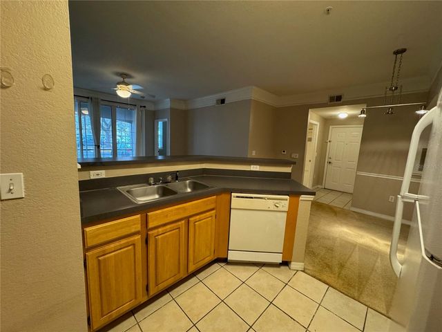 6685 QUEENS BOROUGH AVENUE 107, Orlando, FL 32835