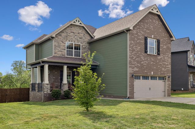 1035 Barnhill Rd, Clarksville, TN 37043