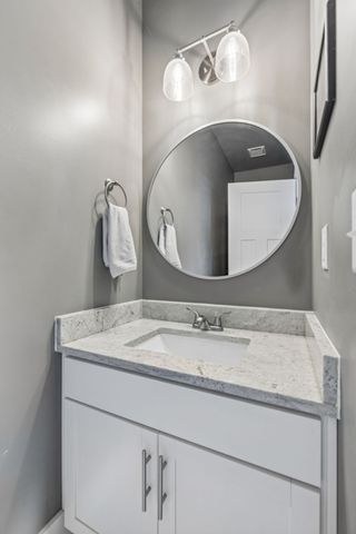 1035 Barnhill Rd, Clarksville, TN 37043