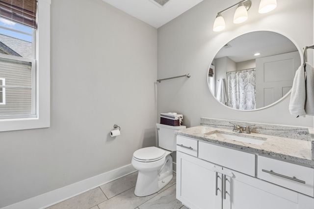 1035 Barnhill Rd, Clarksville, TN 37043