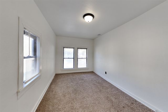 3604 Baldwin Avenue, Fort Worth, TX 76110