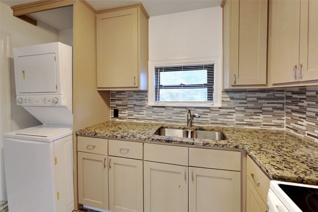 3604 Baldwin Avenue, Fort Worth, TX 76110