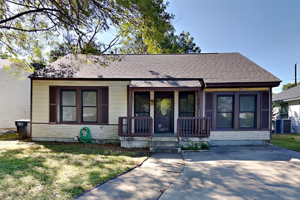 3604 Baldwin Avenue, Fort Worth, TX 76110