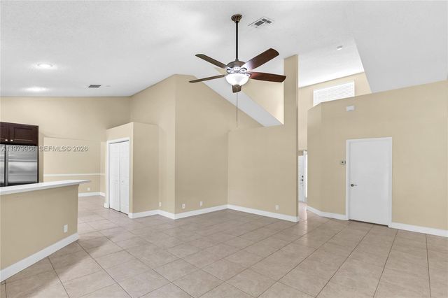 3562 W Southern Orchard Rd W, Davie, FL 33328