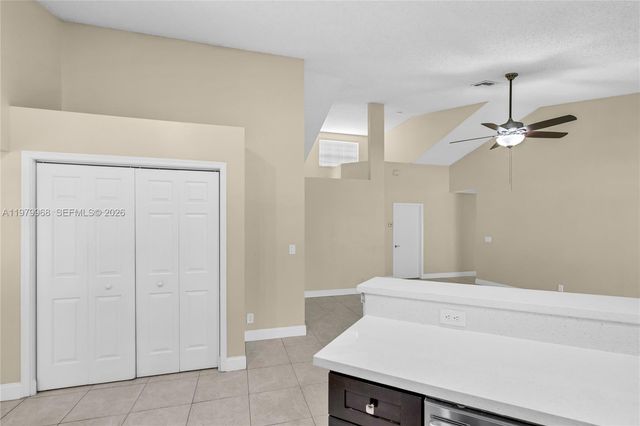 3562 W Southern Orchard Rd W, Davie, FL 33328