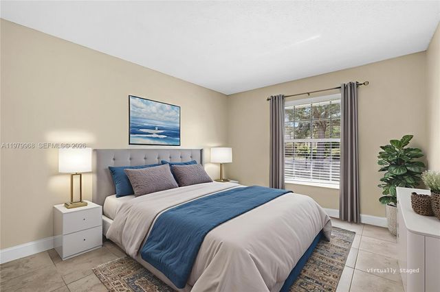 3562 W Southern Orchard Rd W, Davie, FL 33328