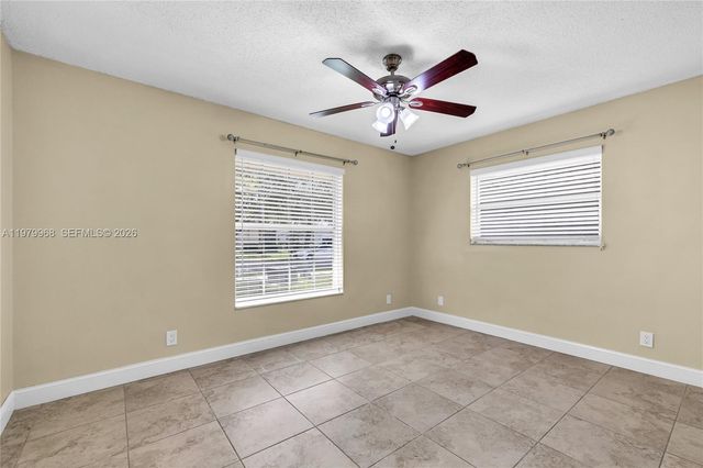 3562 W Southern Orchard Rd W, Davie, FL 33328