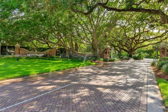 3562 W Southern Orchard Rd W, Davie, FL 33328