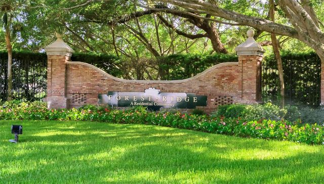 3562 W Southern Orchard Rd W, Davie, FL 33328