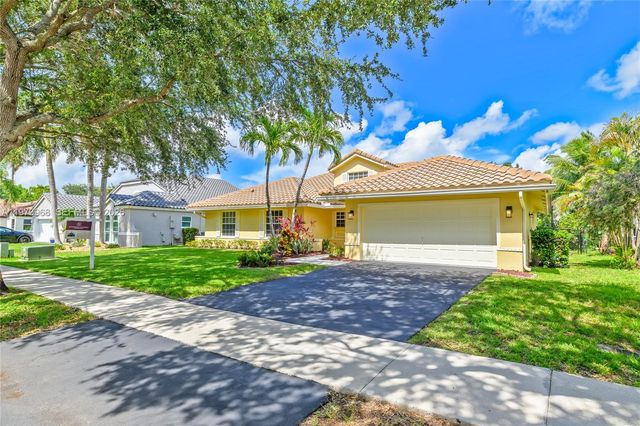 3562 W Southern Orchard Rd W, Davie, FL 33328