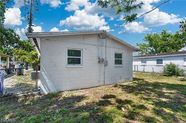 2992 Lafayette ST, Fort Myers, FL 33916