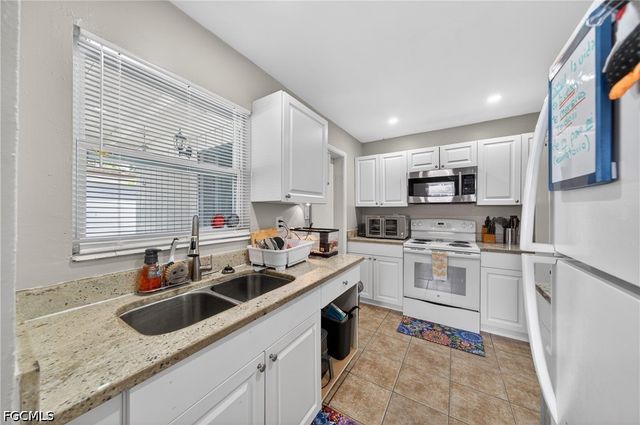 2992 Lafayette ST, Fort Myers, FL 33916