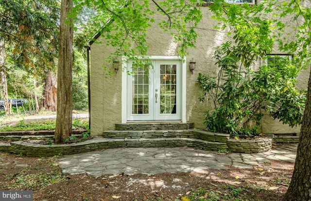 213 FILDES LN, Wallingford, PA 19086