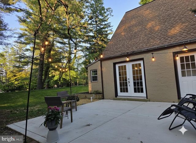 213 FILDES LN, Wallingford, PA 19086