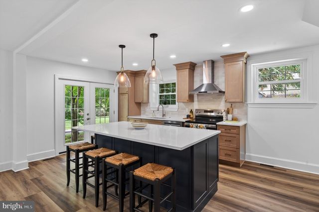 213 FILDES LN, Wallingford, PA 19086