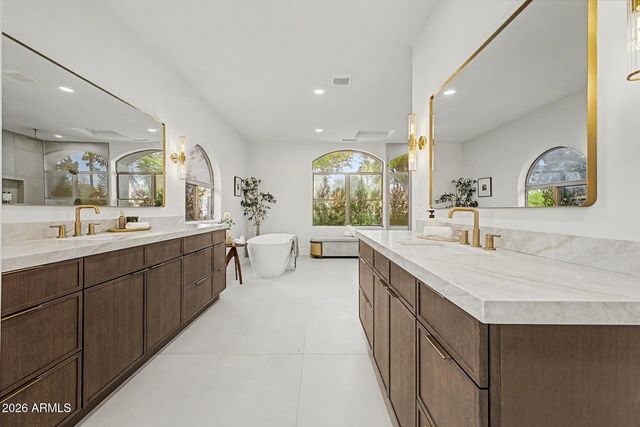 4926 S VERBENIA Place, Chandler, AZ 85248