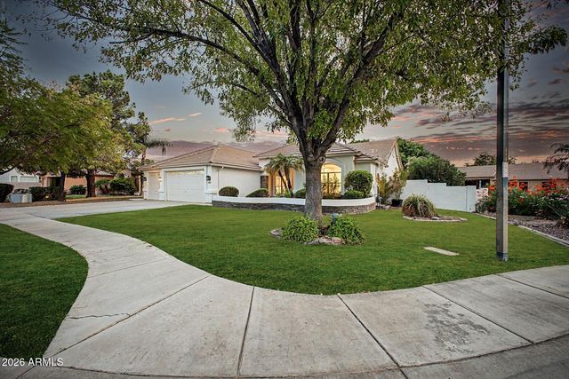 4926 S VERBENIA Place, Chandler, AZ 85248