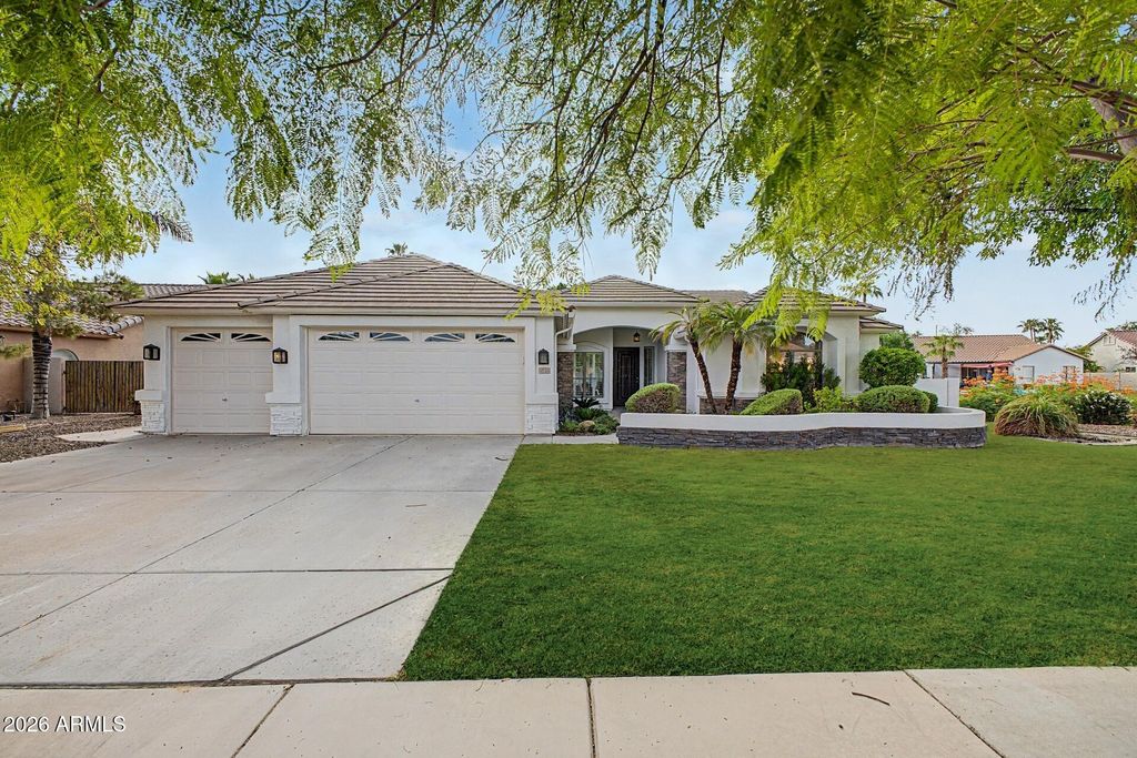 4926 S VERBENIA Place, Chandler, AZ 85248 — photo 2