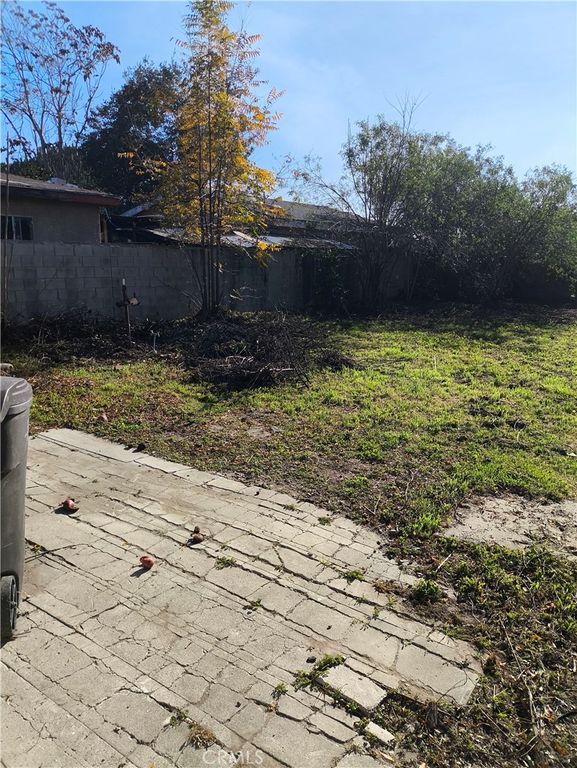 Image 10 of property listing at 11326 Forest Grove, El Monte, CA 91731